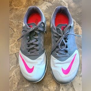 Nike for Womens Size 8.5